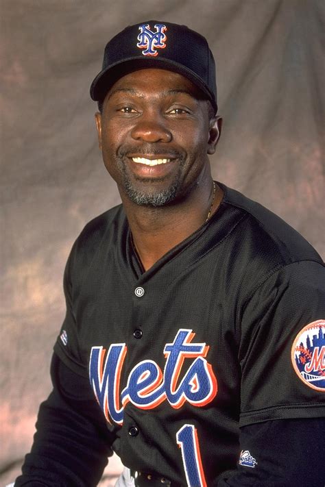 Mets star Mookie Wilson, other past players taking to NYC locales with gifts for Amazins’ fans